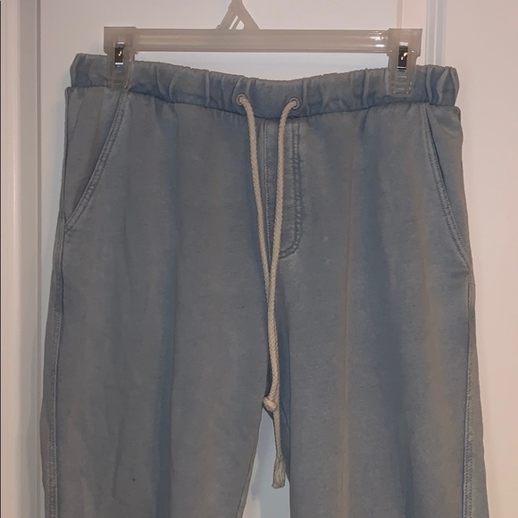 Joggers - Picture 2 of 4